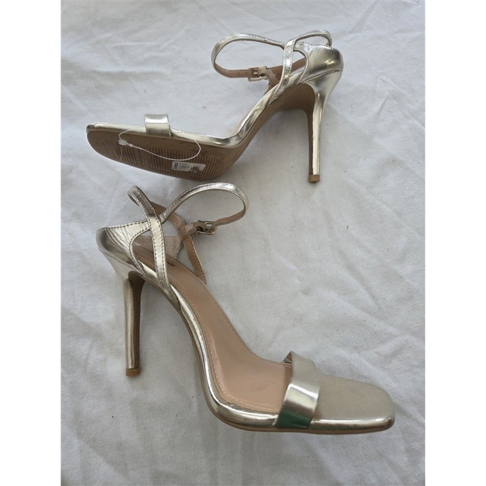 NWOTD Express 8 Ankle Strap Heeled Dress Sandals Gold 131700